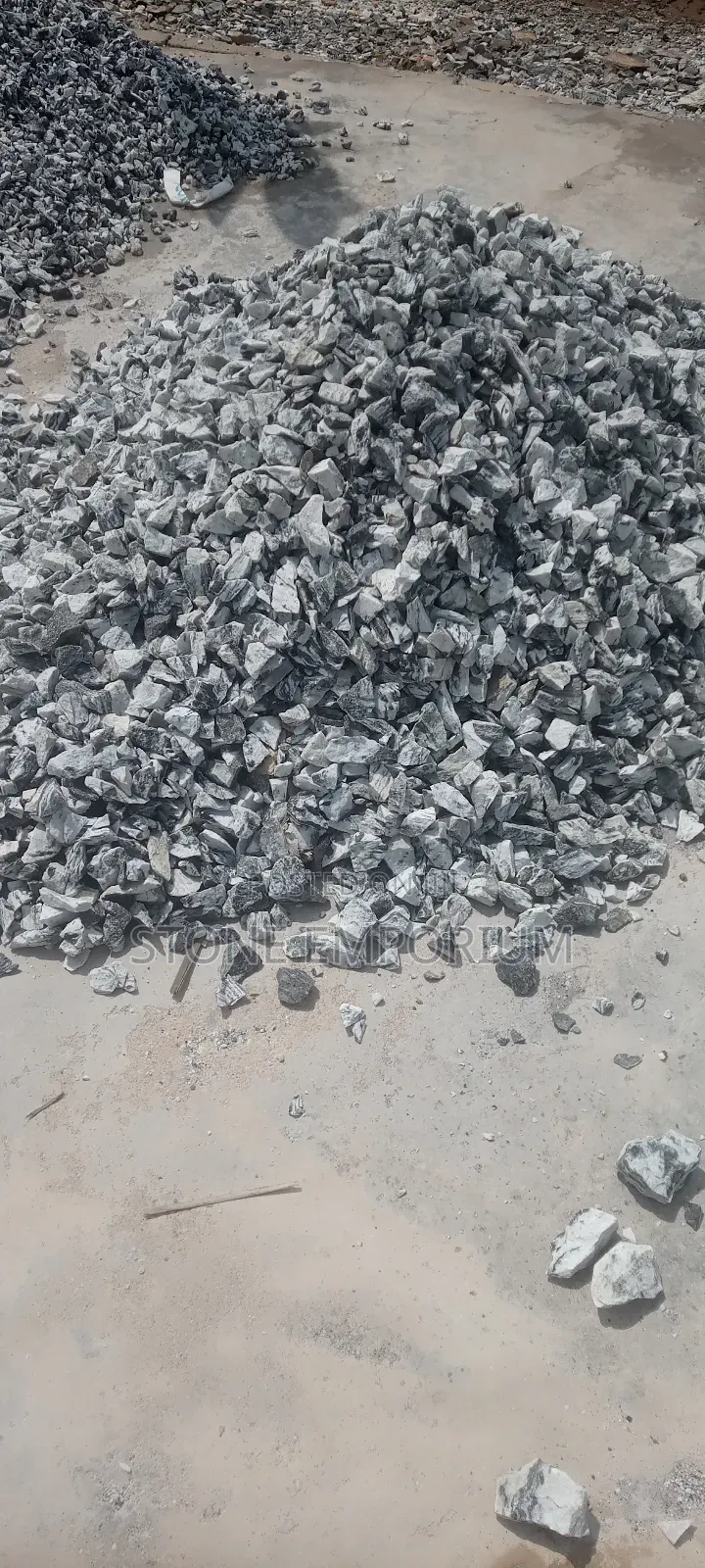 Black/White Stone