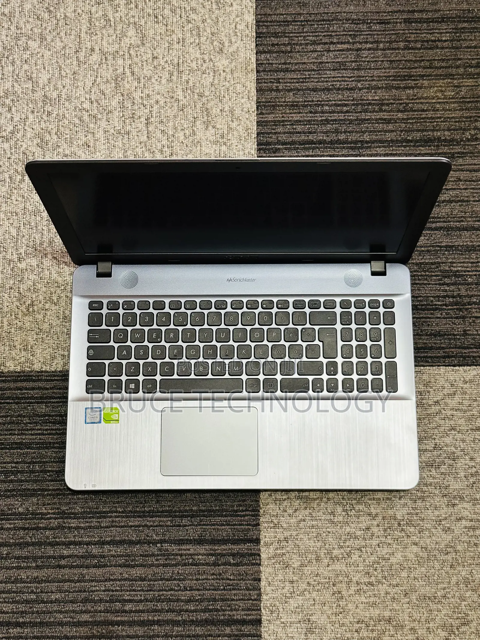 Laptop Asus VivoBook Max X541UA 8GB Intel Core i5 SSD 256GB