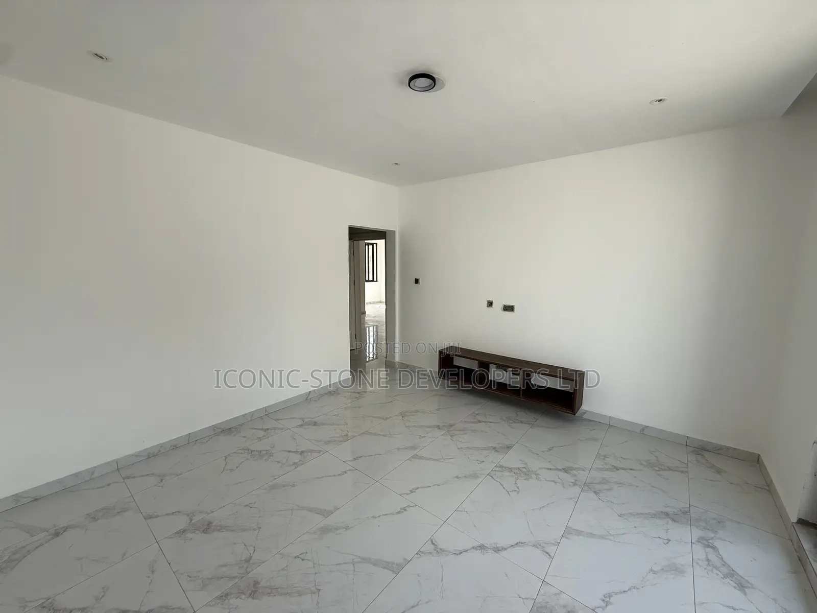 5bdrm Townhouse/Terrace in East Legon Hills for sale