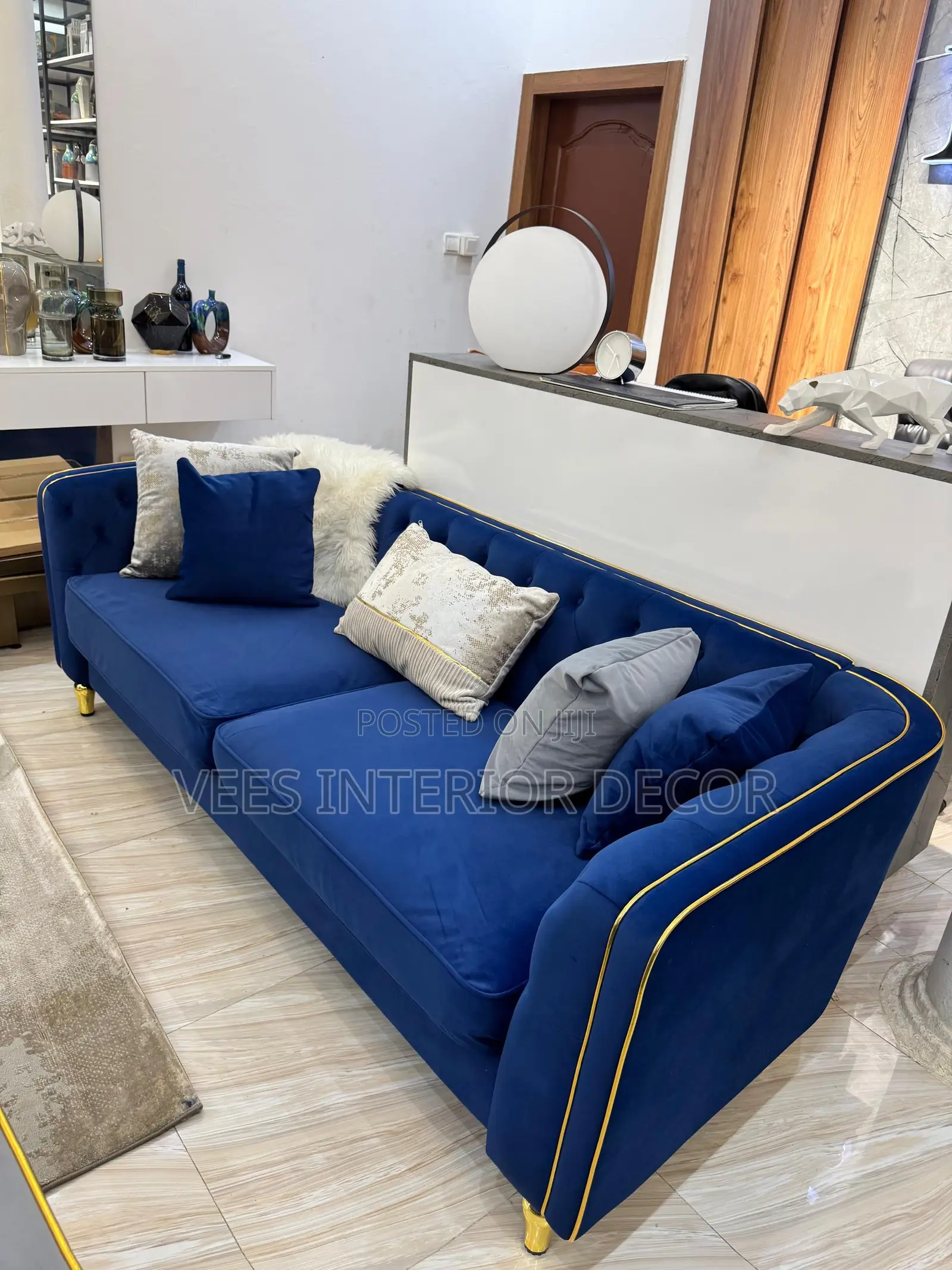 Modern Sofa Set
