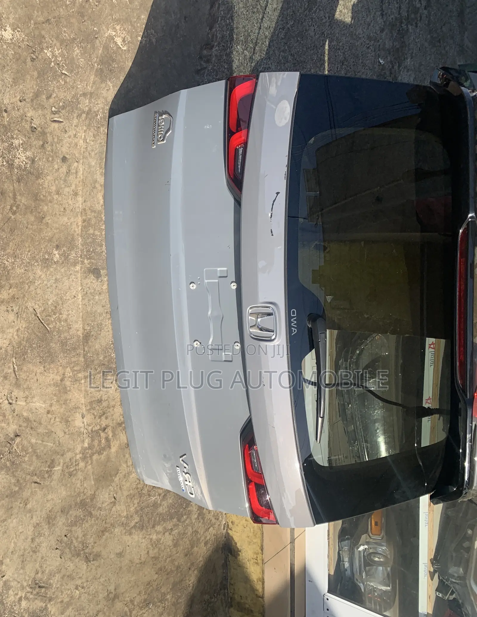 Honda Cr-v 2023 Boot Conplete