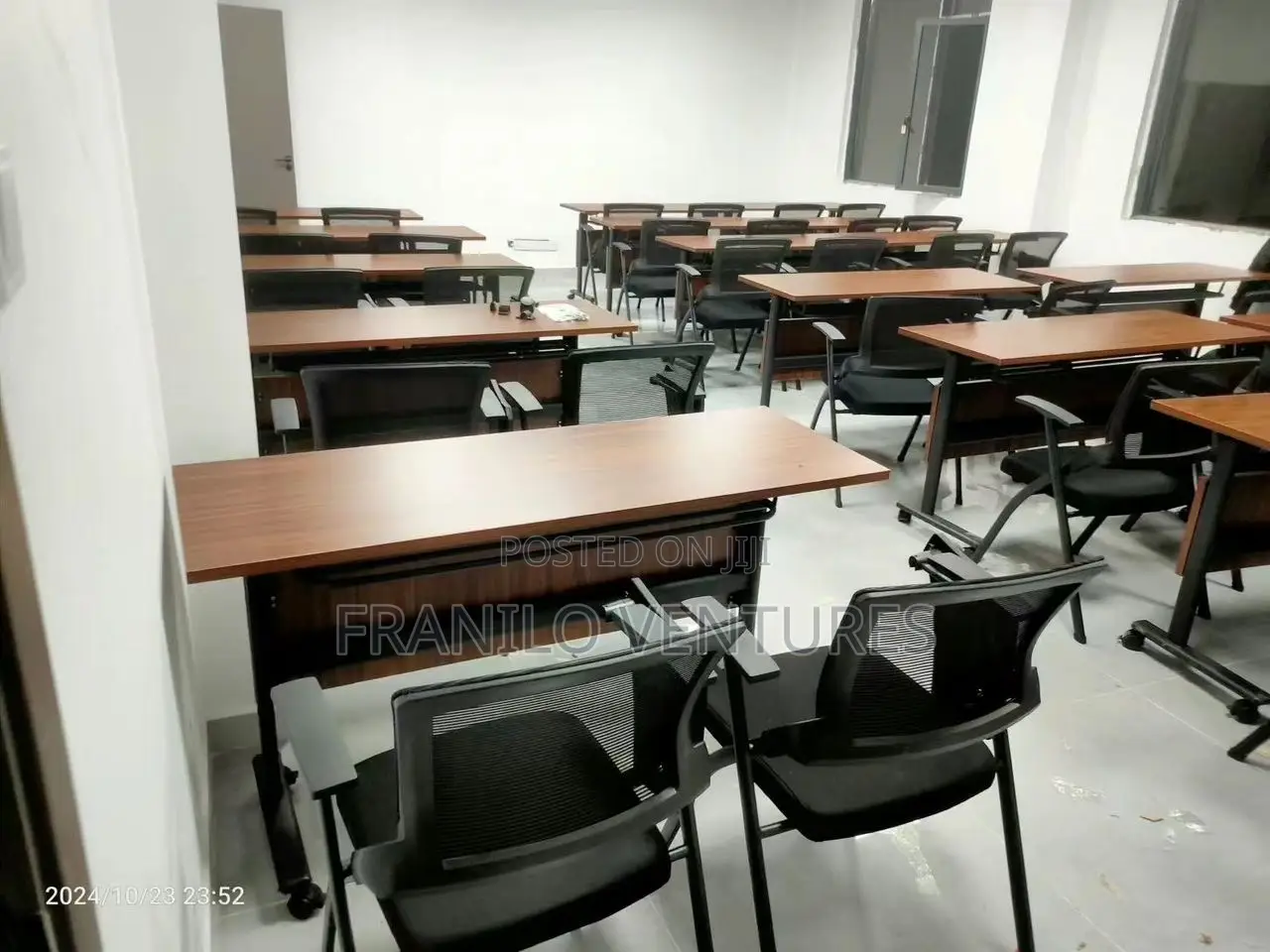 Foldable Conference/ Meeting Desk (1.2m/1.4m/1.6m)