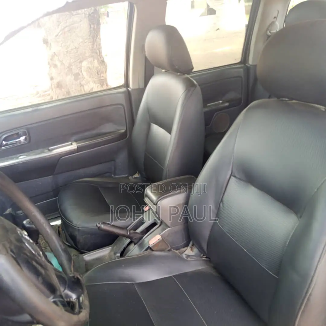 Isuzu D-MAX 2008 Gray