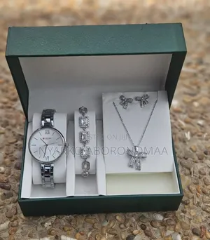 Classy Ladies Watch and Bracelet Jewelry Set