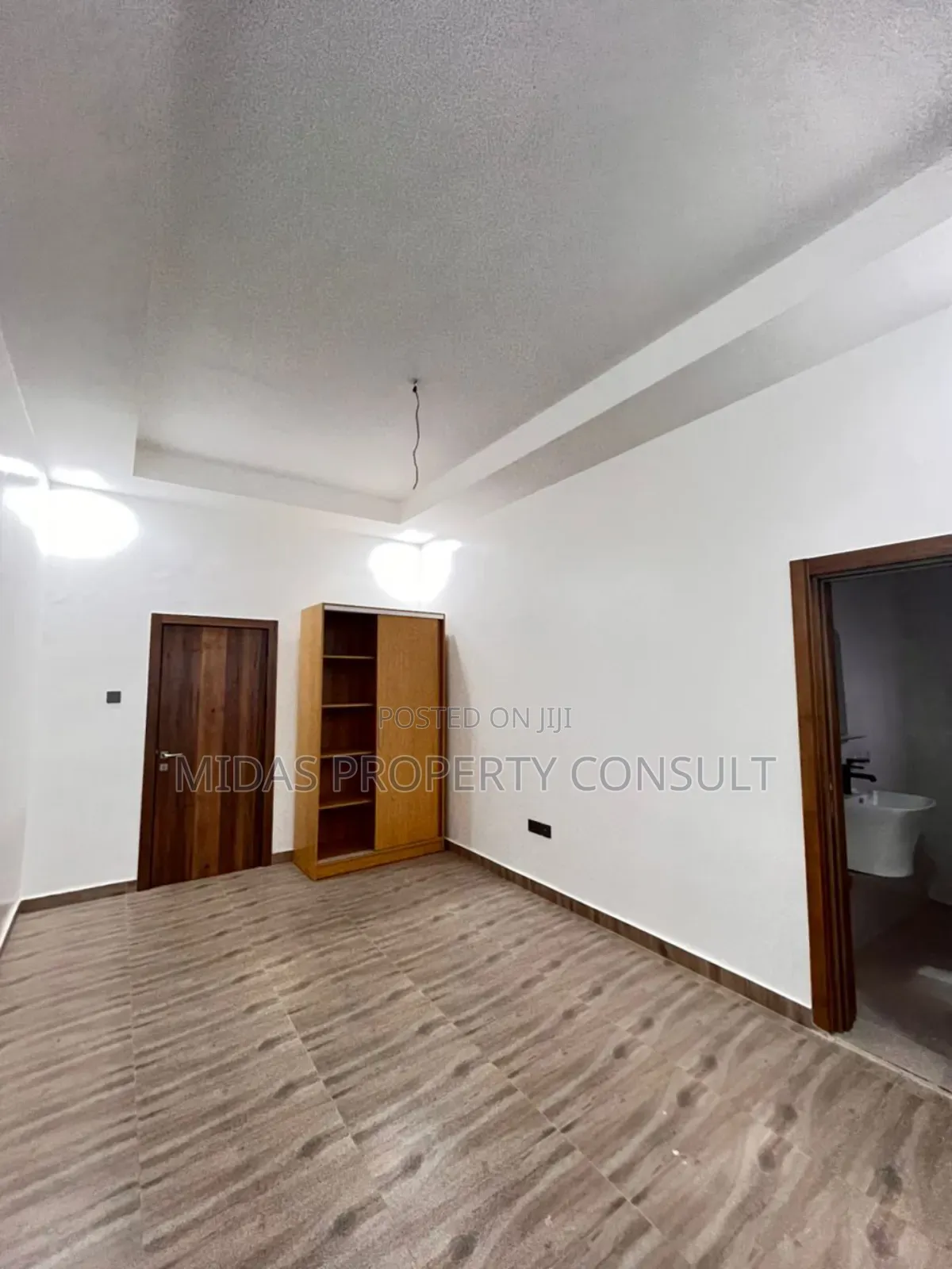 3bdrm House in Comm 24, Accra Metropolitan for sale
