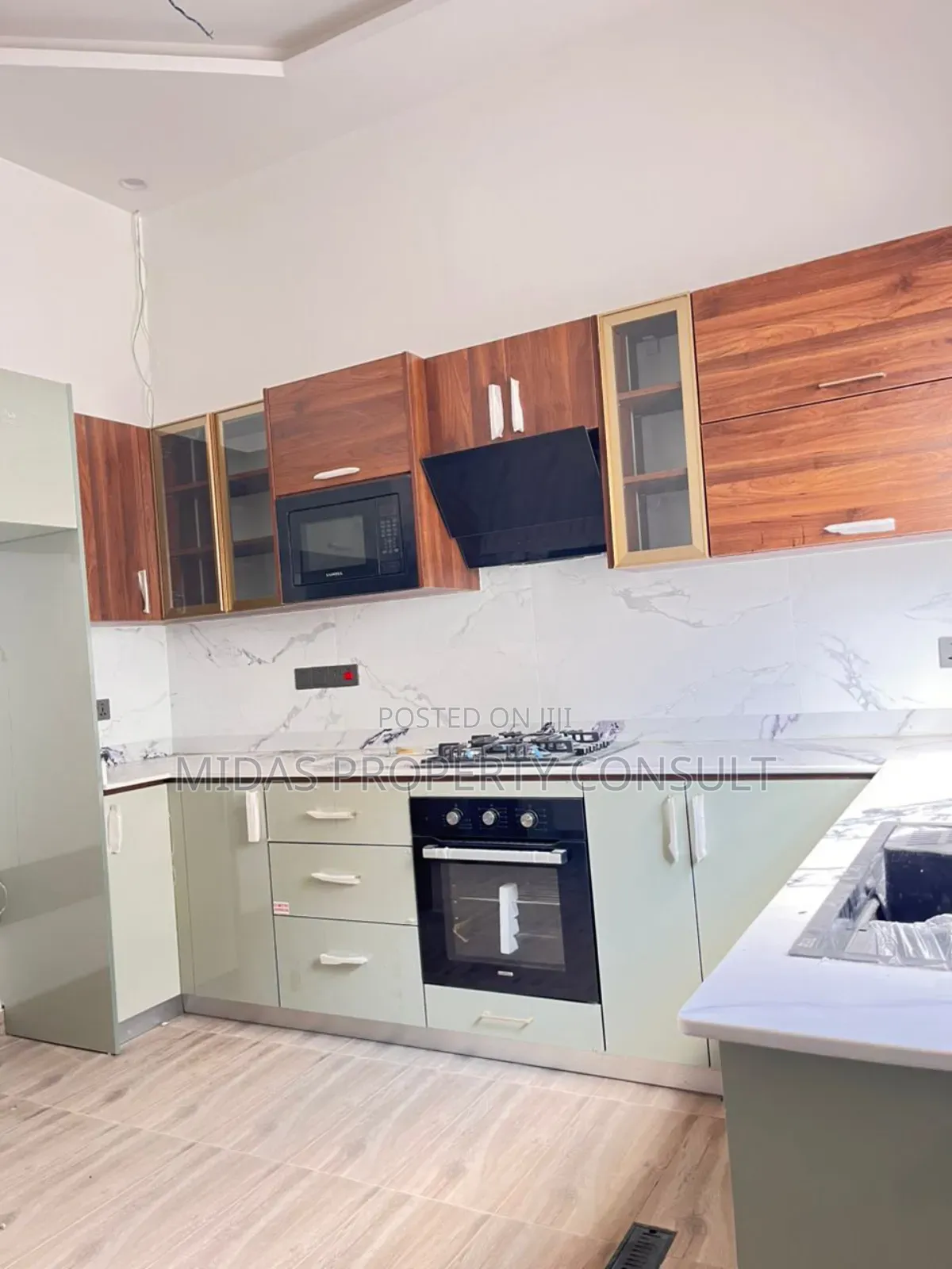 3bdrm House in Comm 24, Accra Metropolitan for sale