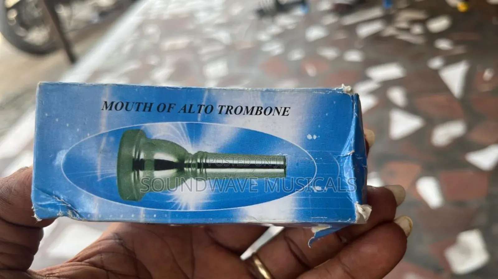 Trombone Mouth Pin