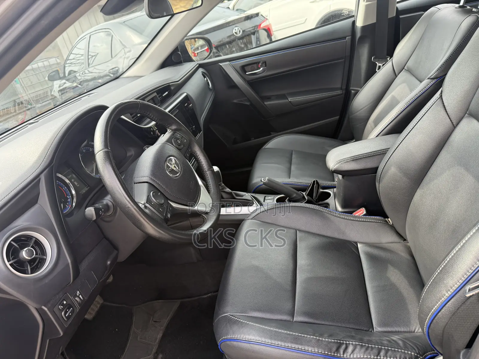 Toyota Corolla 2017 Ivory