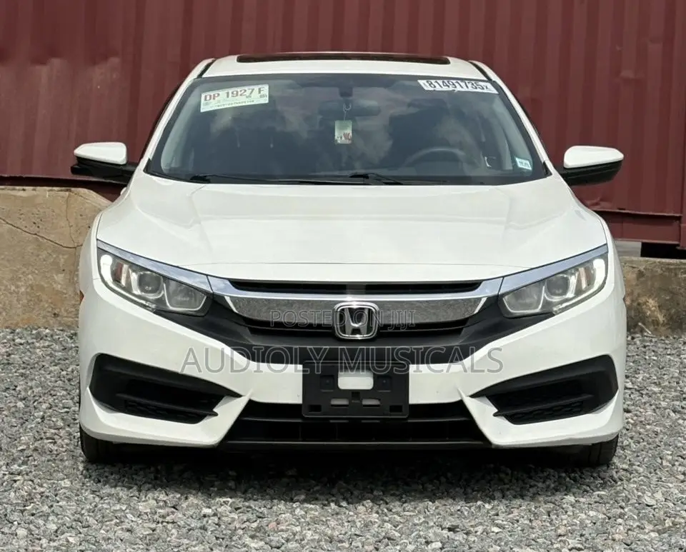 Honda Civic 2016 White