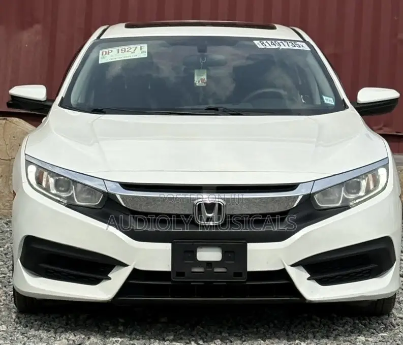 Honda Civic 2016 White