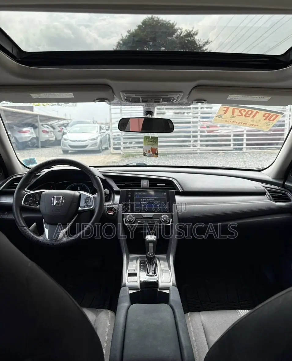 Honda Civic 2016 White