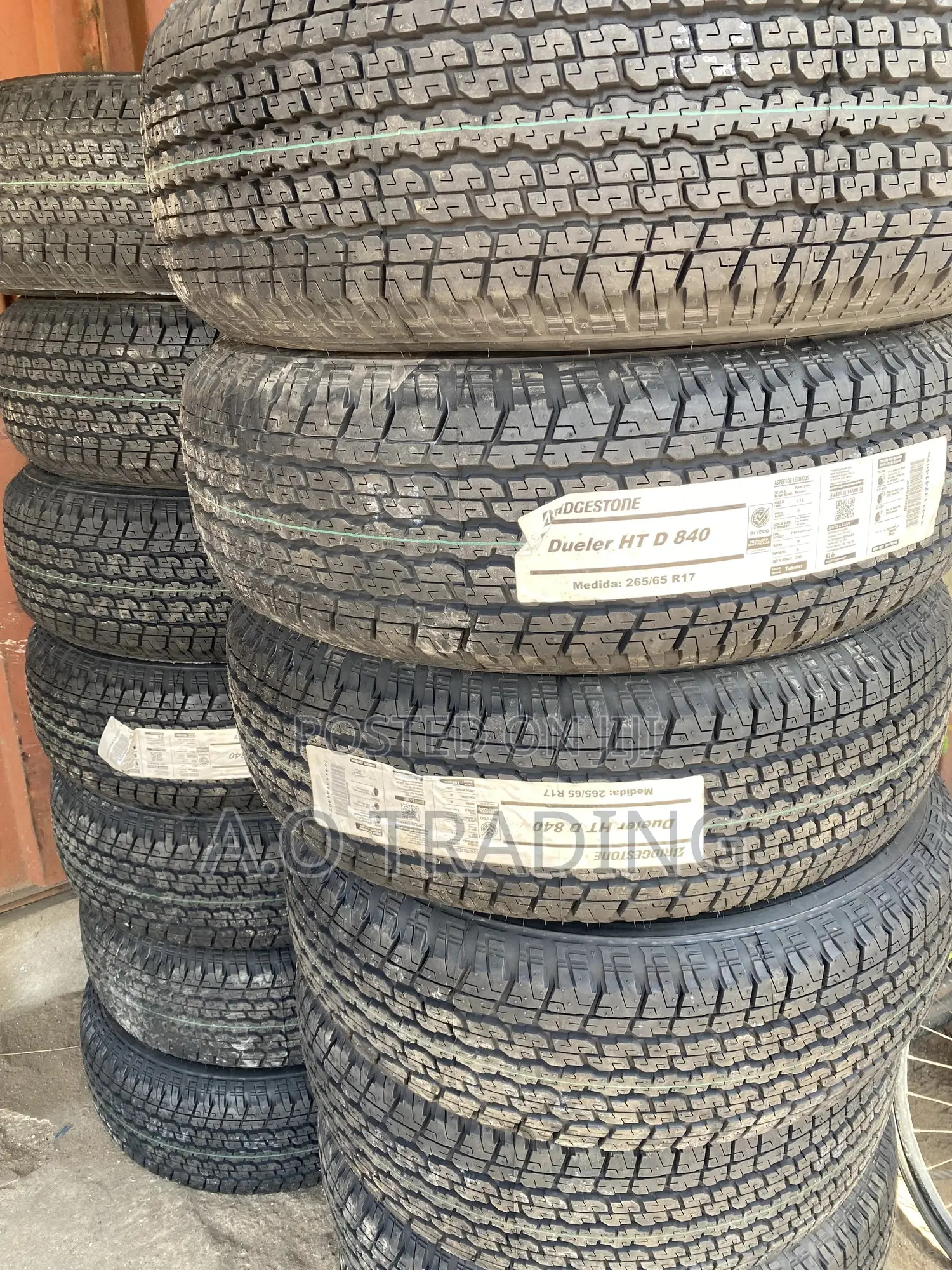 Bridgestone 265/65r17
