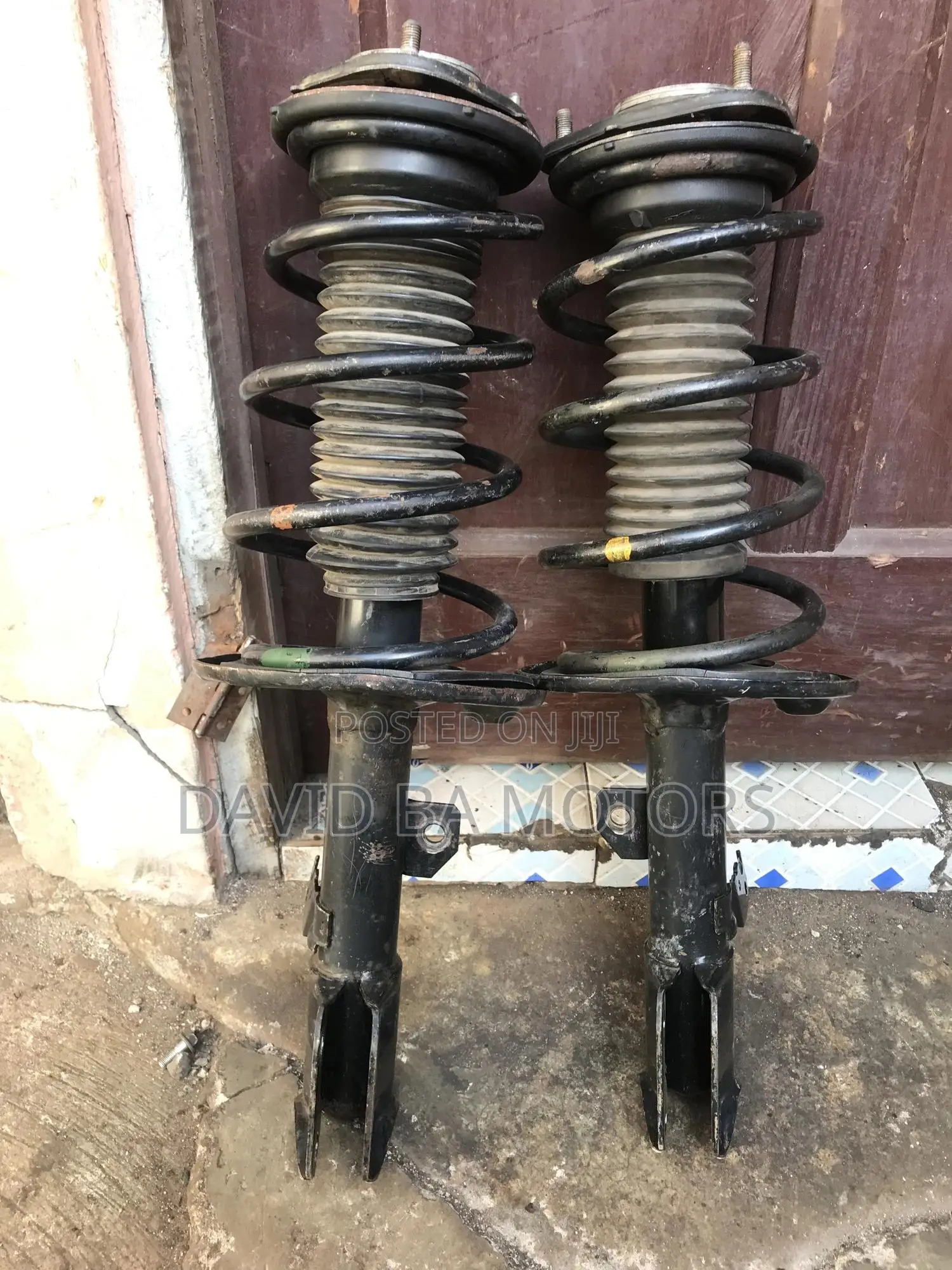 Toyota Voxy Front Shocks