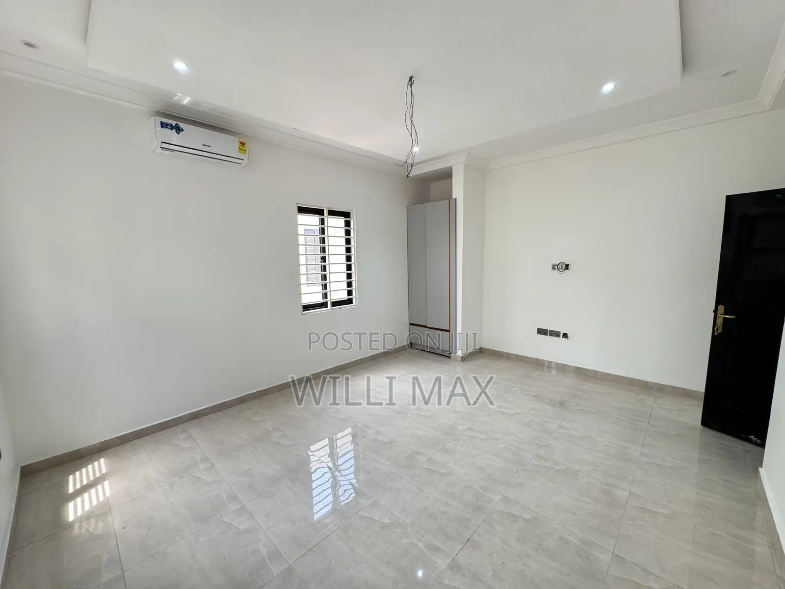 4bdrm Duplex in Oyarifa for sale