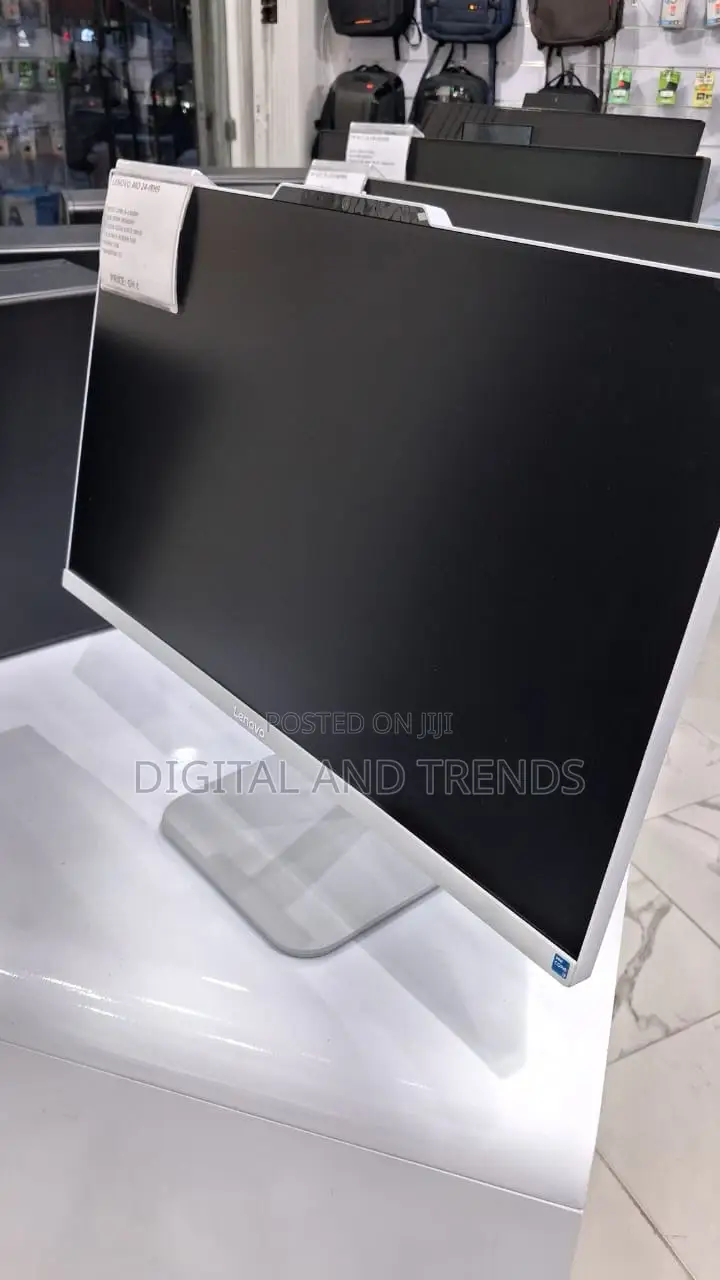 New Desktop Computer Lenovo 8GB Intel Core i3 SSD 512GB