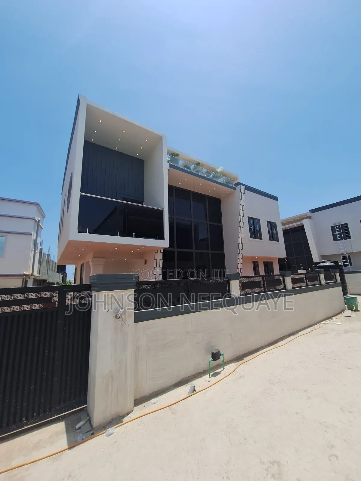 4bdrm House in Baatsona Total for sale