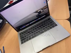 Laptop Apple MacBook Pro 2016 8GB Intel Core i5 SSD 140GB