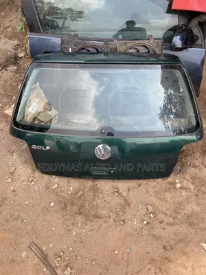 Volkswagen Golf 4 Boot