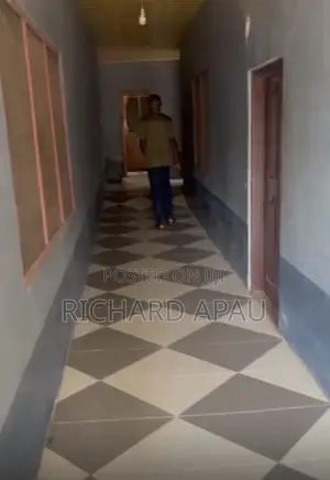 9bdrm House in Abuakwa Office, Atwima Nwabiagya for sale