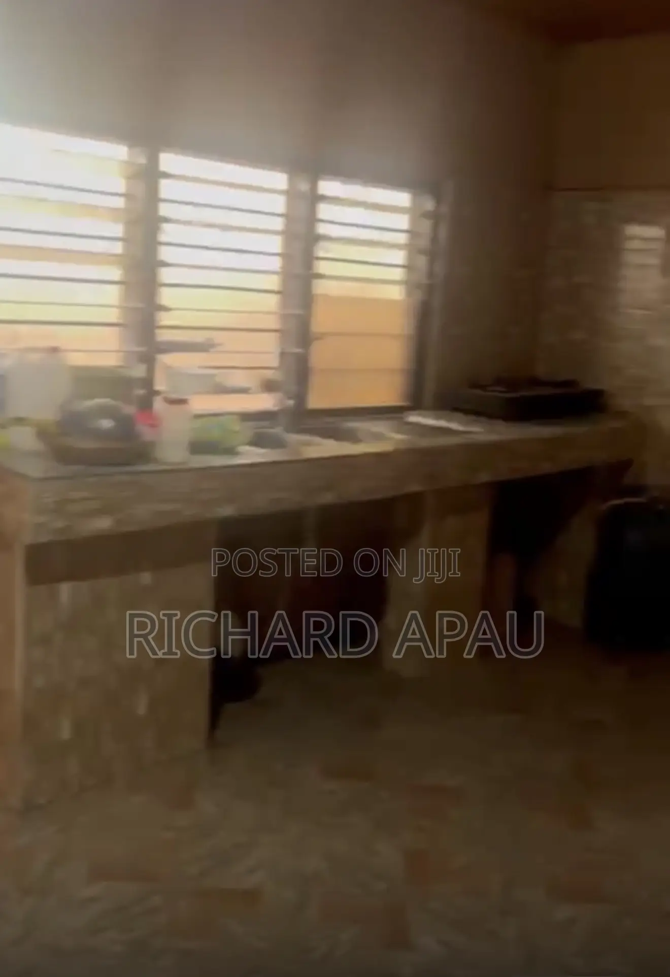 9bdrm House in Abuakwa Office, Atwima Nwabiagya for sale