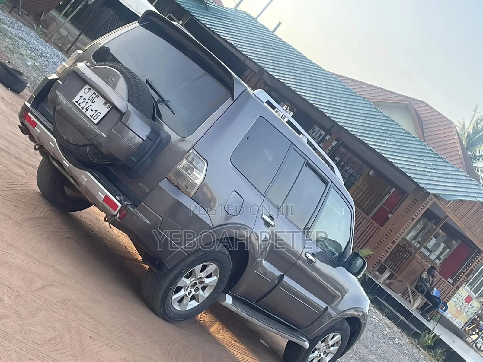 Mitsubishi Pajero 2010 Gray