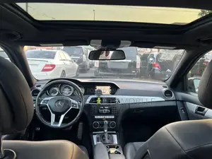 Mercedes-Benz C250 2014 Black