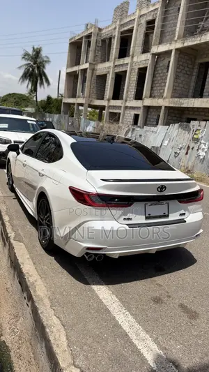 Toyota Camry Hybrid XSE 2024 White