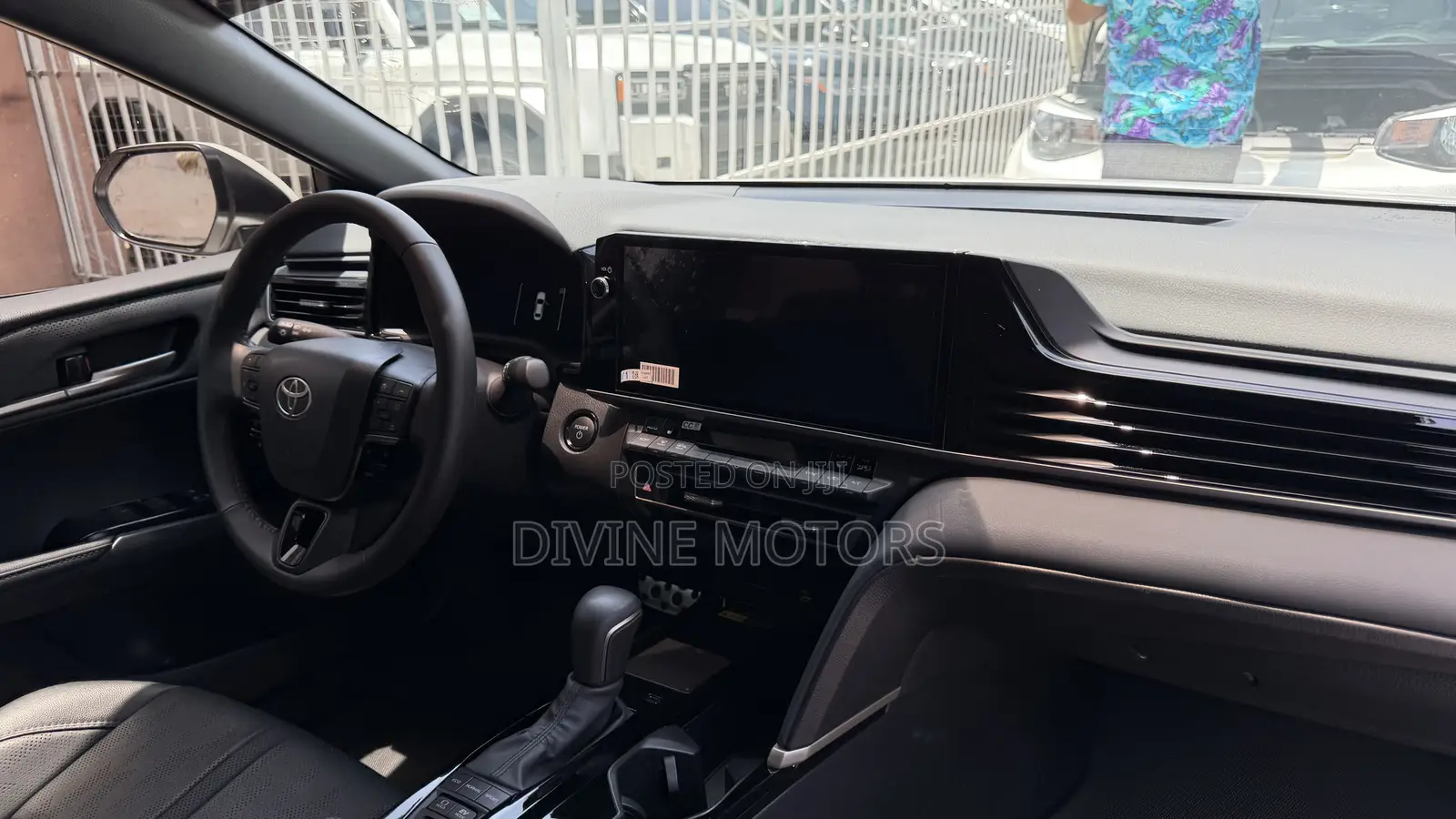 Toyota Camry Hybrid XSE 2024 White