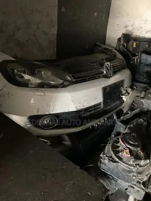 Golf 6 Front Cut