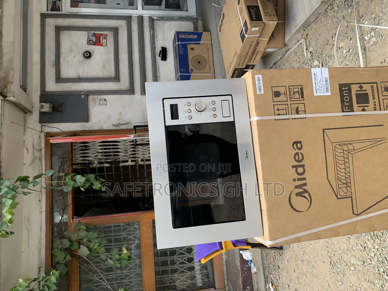 Super Sleek Midea 17ltrs Solo Microwave Sku: Am717bs7 Inbuilt
