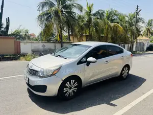 Kia Rio EX 4dr Sedan (1.6L 4cyl 6A) 2013 Silver