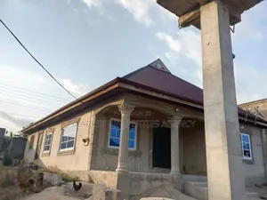 Furnished 5bdrm House in Aboaso, Kumasi Metropolitan for sale