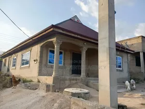 Furnished 5bdrm House in Aboaso, Kumasi Metropolitan for sale