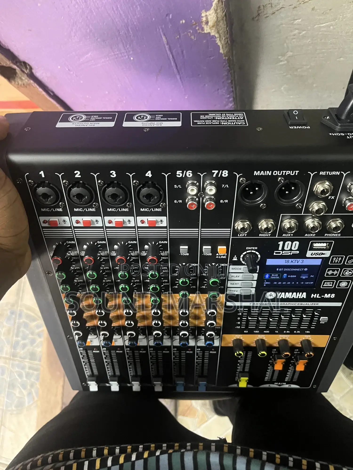 Yamaha Hl-M8 8 Channel Console Mixer