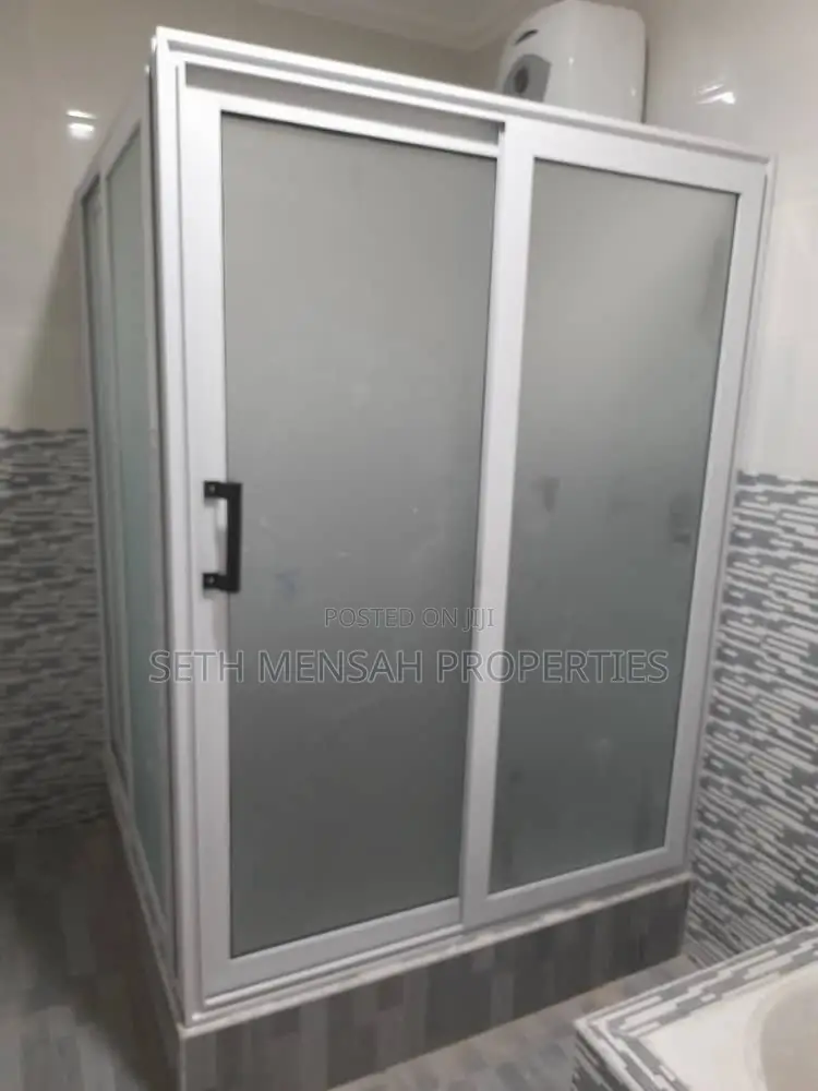 3bdrm House in 3 Bedroom House, Police Station for rent