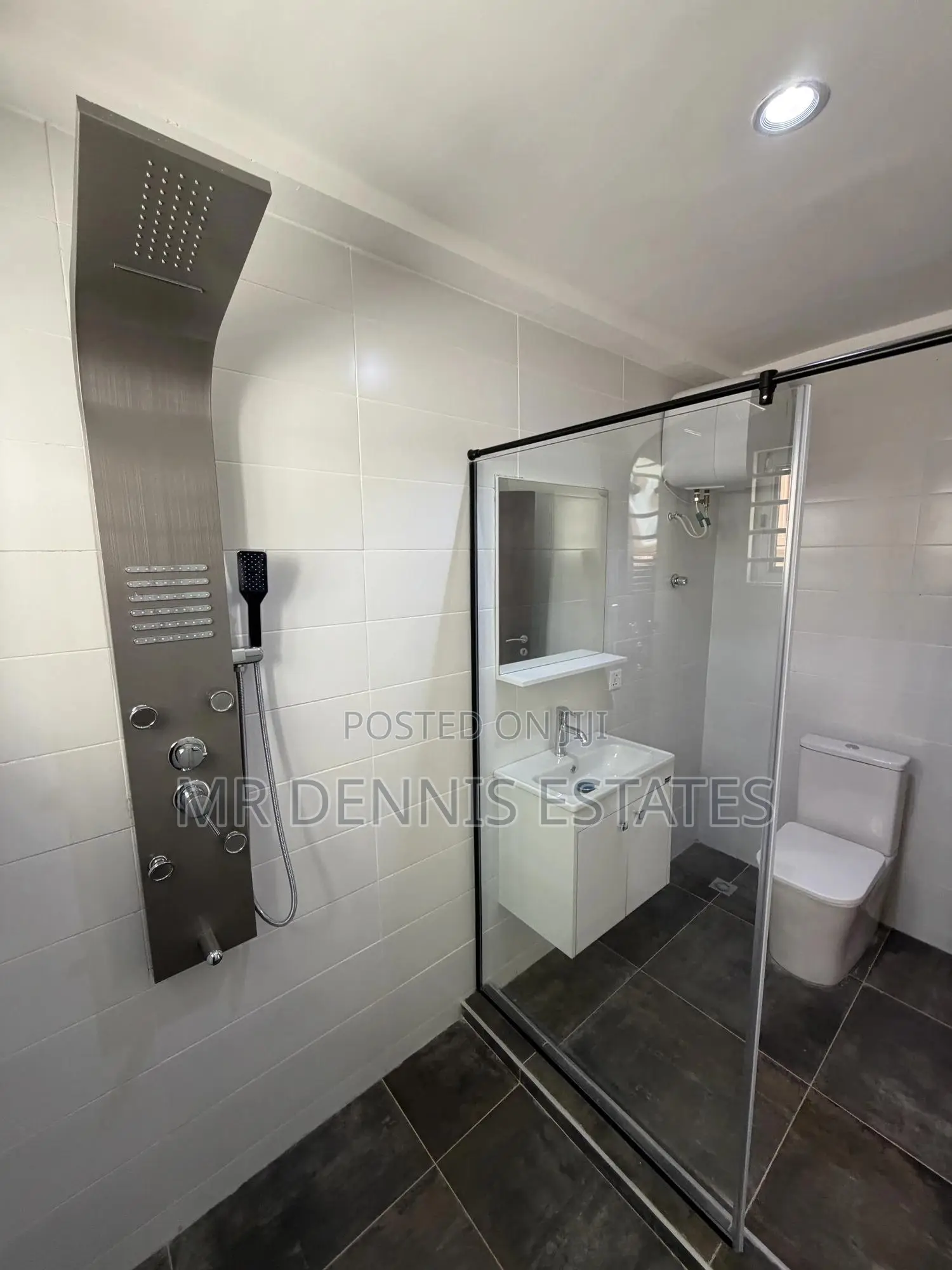 2bdrm Apartment in Achimota , Mile 7 for rent