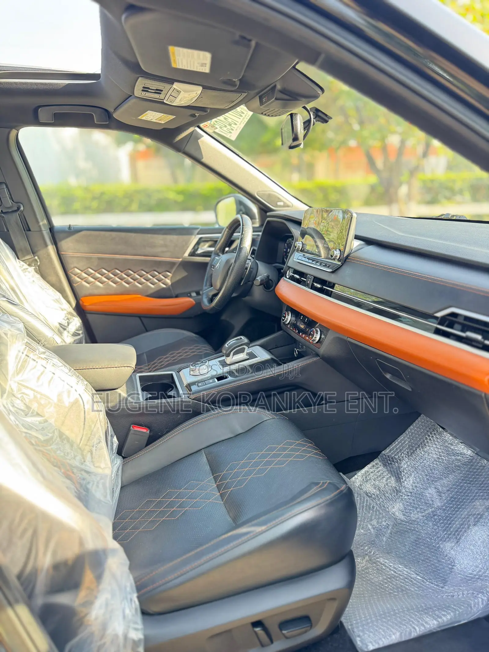 Mitsubishi Outlander SEL Launch Edition 2022 Black