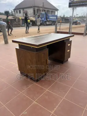 Premium 1.4m Executive Office Desk