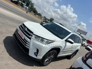 Toyota Highlander 2019 White