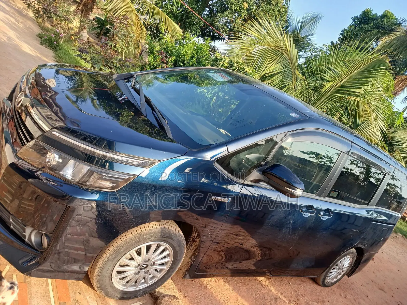 Toyota Voxy SV Premium 2014 Blue