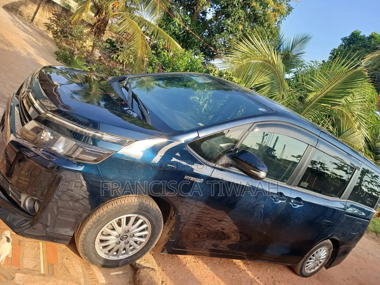 Toyota Voxy SV Premium 2014 Blue