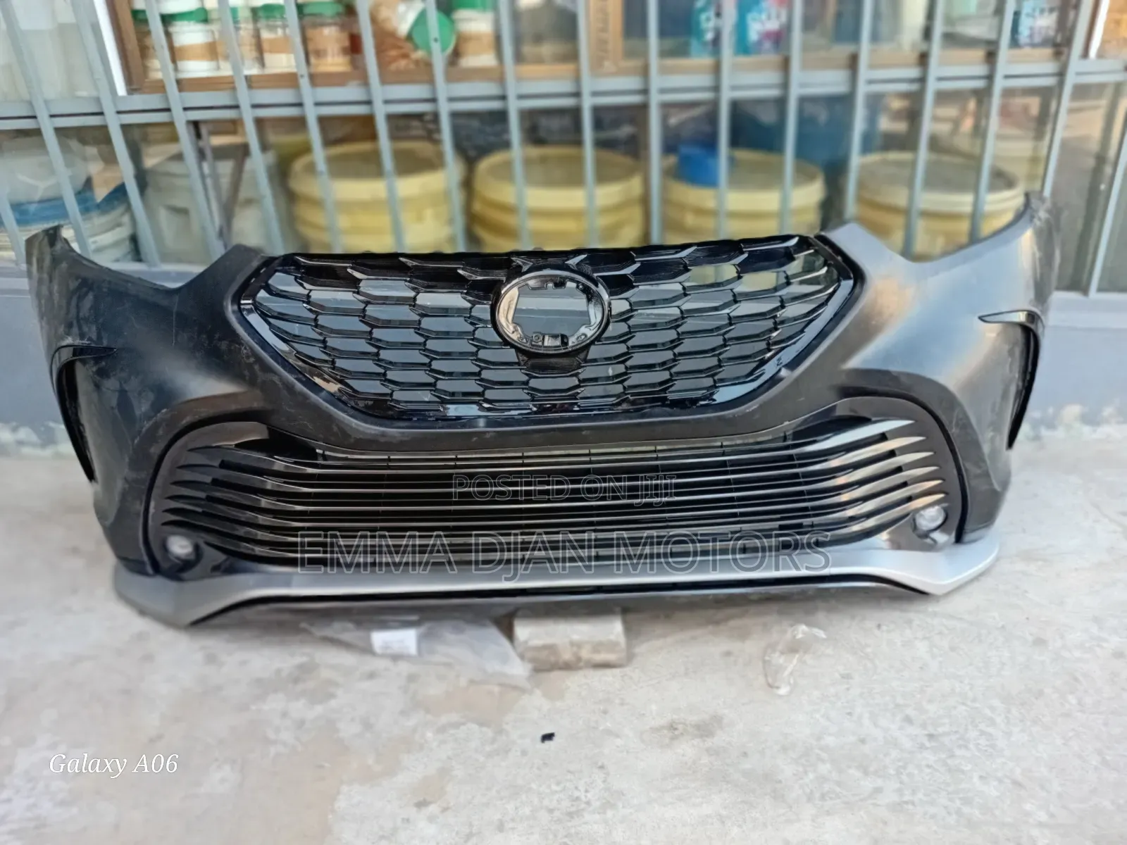 Highlander 2020-21 Se Complete Bumper