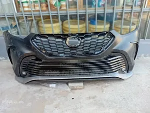 Highlander 2020-21 Se Complete Bumper