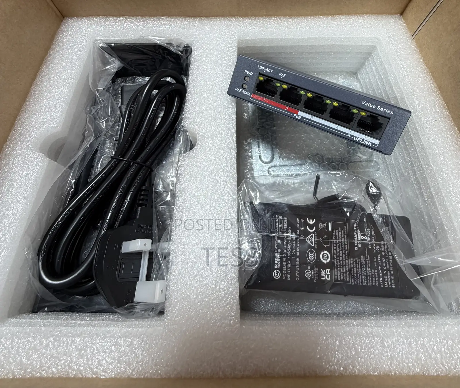 Hikvision Ip Video Intercom Kit 4mp With Poe Switch 4 Ports Kis611-S