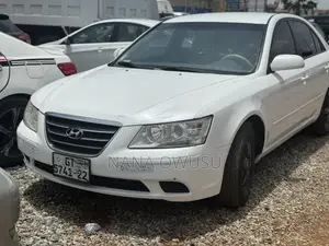 Hyundai Sonata GLS Sedan FWD (2.4L 4cyl 5A) 2010 White