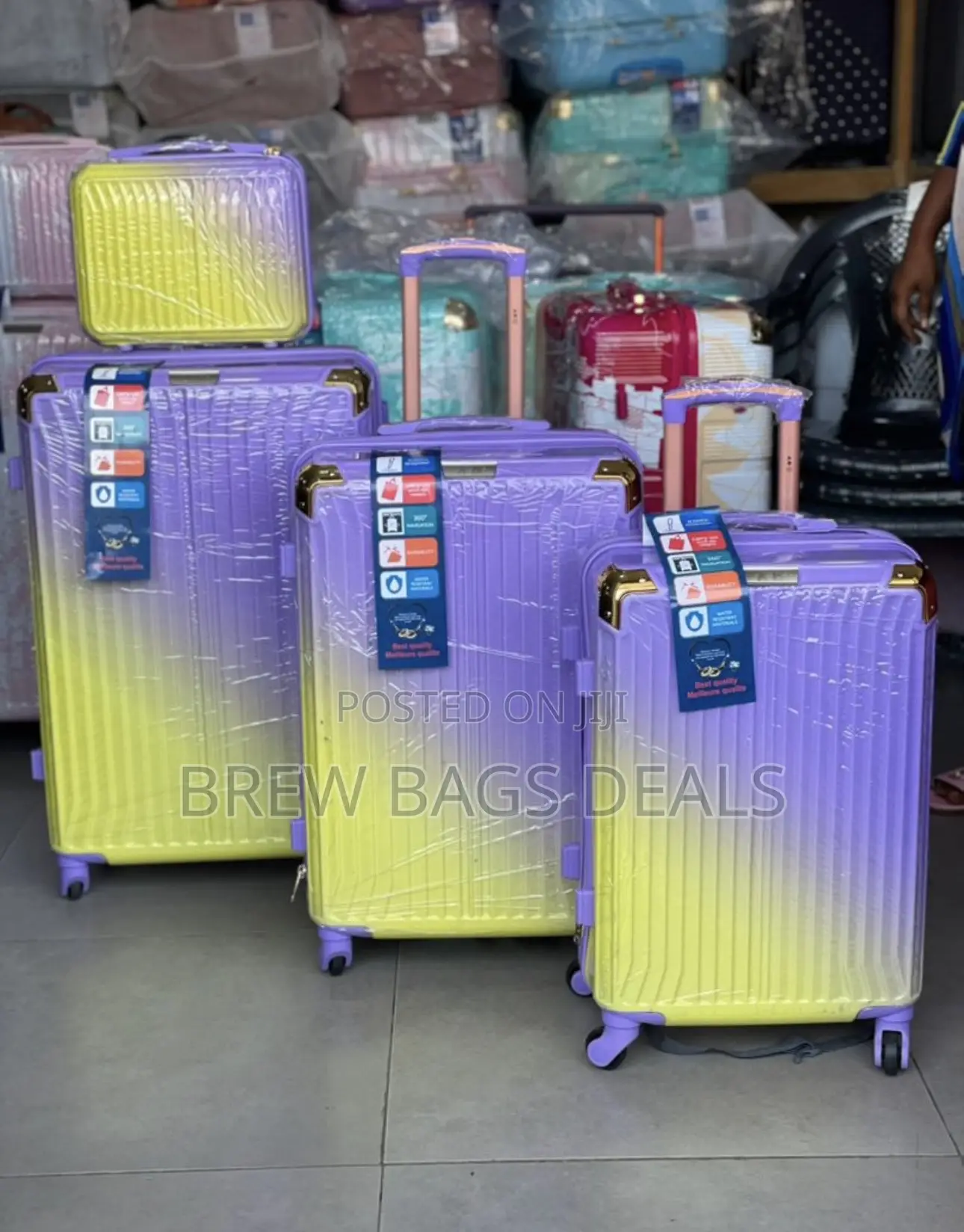 Top Quality Ak 4set Fiber Anticrack Traveling Bag.