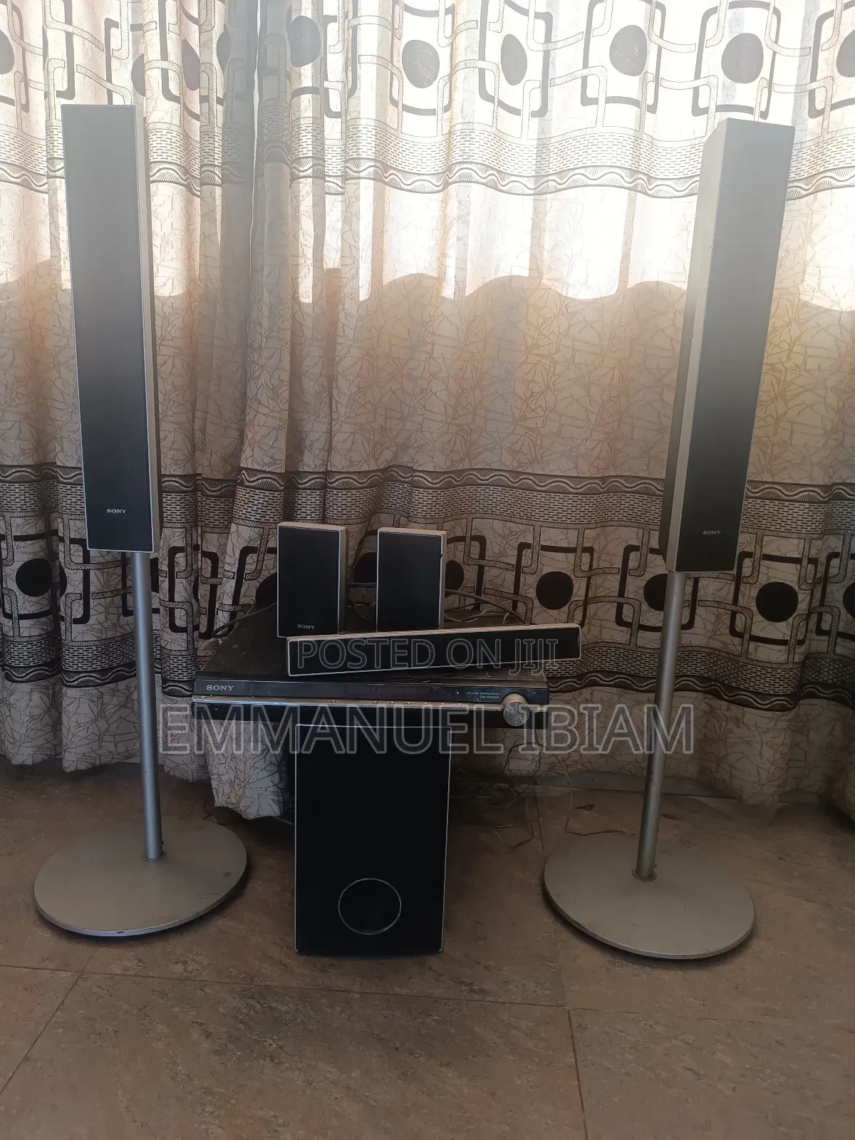Sony Woofer Sound System With 5 Speakers