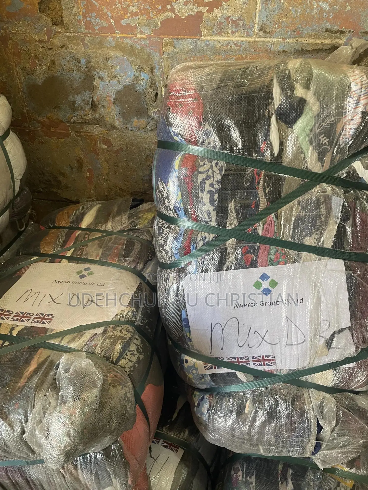 Uk (London) Secondhand Clothings in Bales