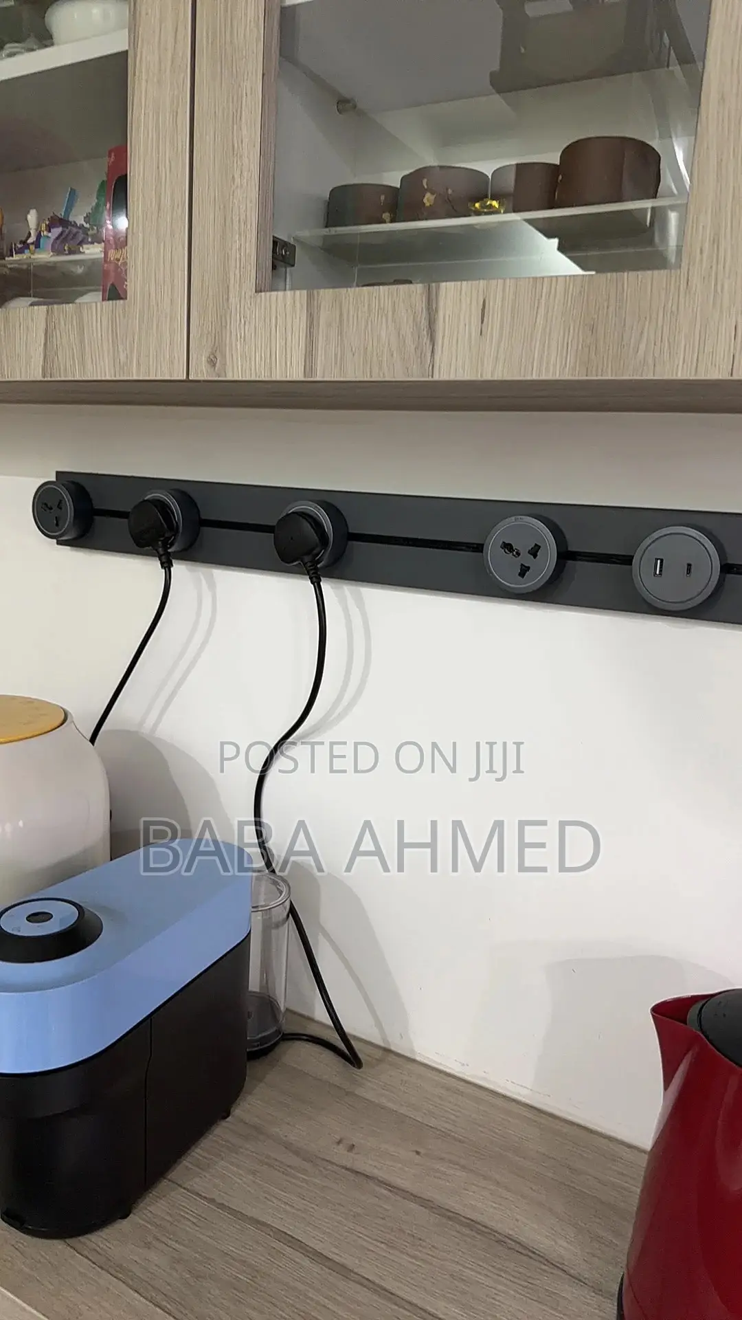 Track Socket With Usb