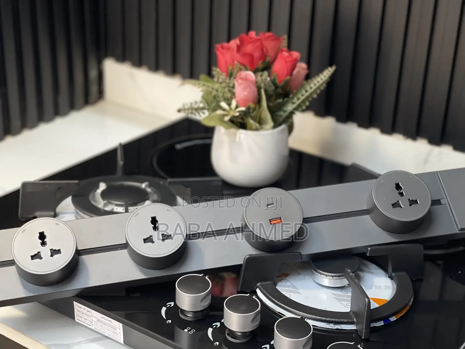 Track Socket With Usb